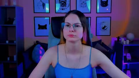 carrie_roses online show from October 21, 2:23 am