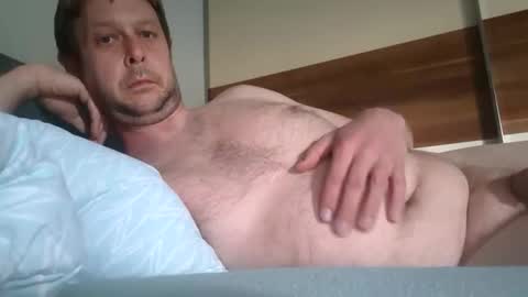 Snapshot of carsten4871 chatting on May 11, 6:19 am carsten4871 online show from May 11, 6:19 am