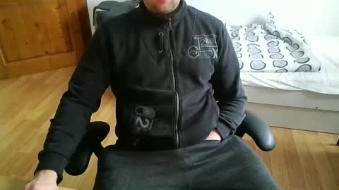 Snapshot of carter538314 chatting on February 27, 9:53 am carter538314 online show from February 27, 9:53 am