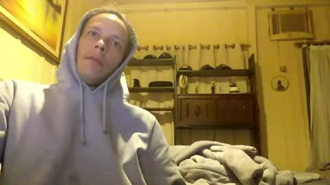 Snapshot of carv4lholpz chatting on June 4, 7:47 am carv4lholpz online show from June 4, 7:47 am