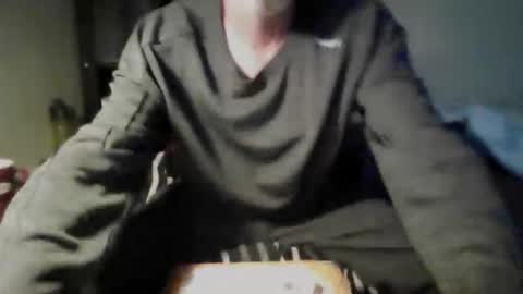 Snapshot of cascadefalls chatting on March 15, 7:42 pm Cascade not really but sticking with it online show from March 15, 7:42 pm