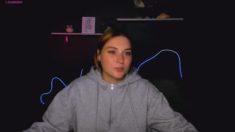 casey_meow_ online show from October 16, 5:08 am