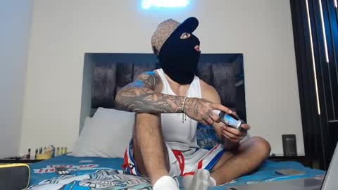 Snapshot of cash_master77 chatting on February 14, 6:34 am Cash Master777 online show from February 14, 6:34 am