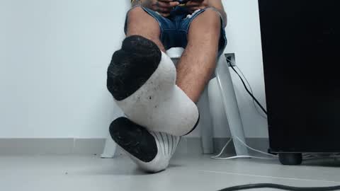 cash_master777 online show from December 5, 2:31 am