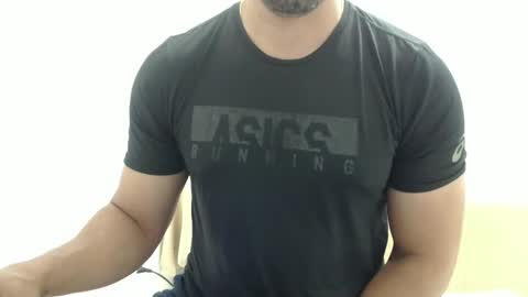 cashmastermuscle77 online show from October 26, 2:01 pm