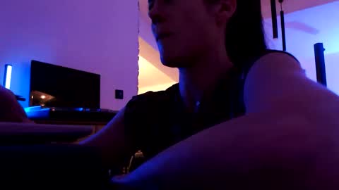 cassandra06400 online show from November 30, 8:24 pm