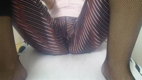 Snapshot of cassandra_joy chatting on February 9, 7:18 pm Cassandra joy online show from February 9, 7:18 pm