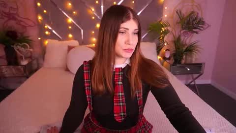 Snapshot of cassandragood chatting on February 23, 7:28 am Lena online show from February 23, 7:28 am