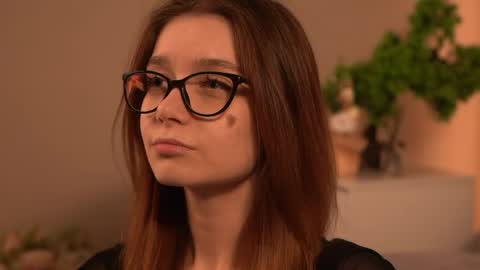 Cassie online show from April 19, 3:44 pm