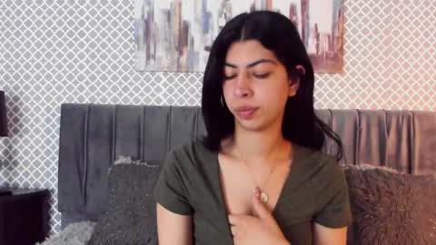 cassie_bloom online show from November 11, 8:20 pm