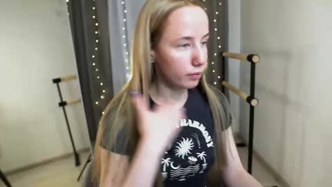 Cassie online show from December 21, 8:38 pm