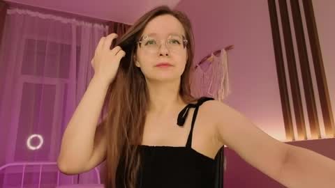 Snapshot of cassiecool chatting on May 17, 7:54 pm assie online show from May 17, 7:54 pm