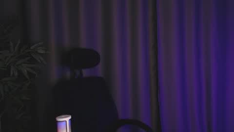 Cassie online show from March 19, 1:15 pm