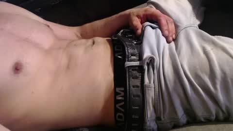 Snapshot of casual_chris chatting on May 26, 7:21 pm fickschnitten online show from May 26, 7:21 pm