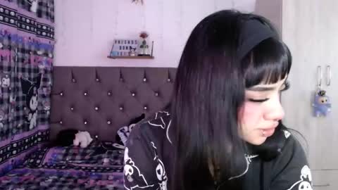 Mila online show from March 28, 7:08 am