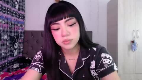 Mila online show from April 28, 6:51 am