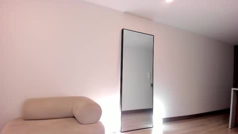 Snapshot of cata_n_cami chatting on March 27, 11:26 pm cata_n_cami online show from March 27, 11:26 pm