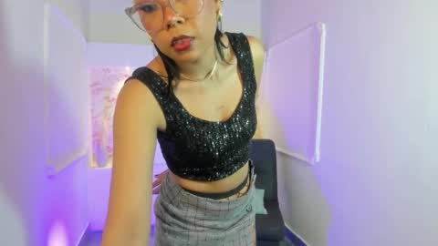 Snapshot of catagreen1 chatting on December 19, 8:38 pm Cata online show from December 19, 8:38 pm