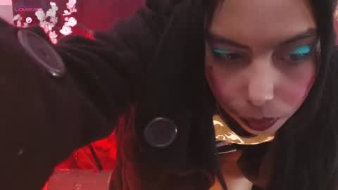 Queen Catalella online show from June 25, 5:12 am