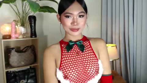 CatalenaX online show from December 4, 7:00 pm