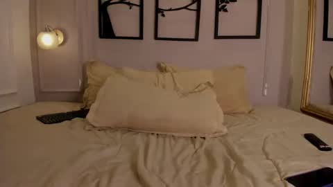 Snapshot of cataleya0320 chatting on November 8, 11:58 pm Cataleya online show from November 8, 11:58 pm