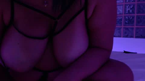 Snapshot of cataleya2026 chatting on May 15, 11:12 pm Luna Velvet online show from May 15, 11:12 pm