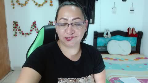 isabel online show from January 14, 11:16 pm