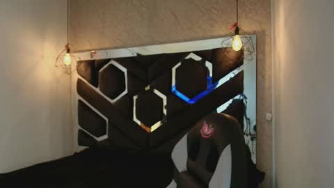 Cataleya online show from January 14, 11:05 am