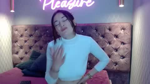 cataleyadamourx online show from December 16, 11:26 am