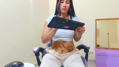 Snapshot of cataleyalove_ady chatting on February 15, 11:34 pm cataleyalove_ady online show from February 15, 11:34 pm