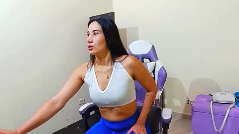 Snapshot of cataleyalove_ady chatting on February 22, 11:36 pm cataleyalove_ady online show from February 22, 11:36 pm