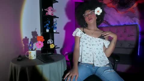 cataleyamoon_ online show from June 2, 8:00 pm