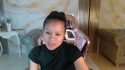 Catalina  online show from January 11, 1:05 pm