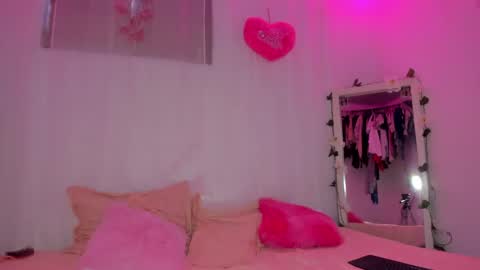 Cata y Roger online show from January 27, 8:39 pm