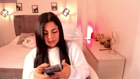 Catalina online show from September 12, 5:40 am