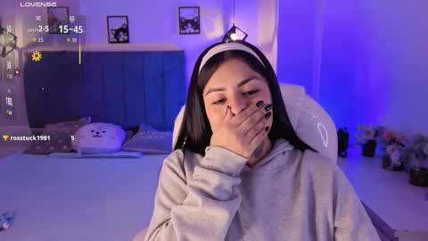 Catalina online show from October 31, 3:07 am