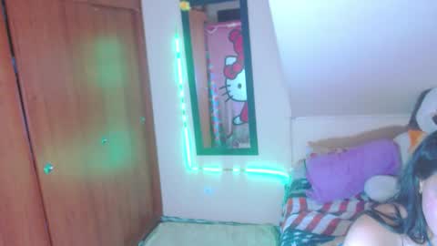 Snapshot of catalina_saenz19 chatting on September 23, 11:19 pm Catalina Saenz online show from September 23, 11:19 pm
