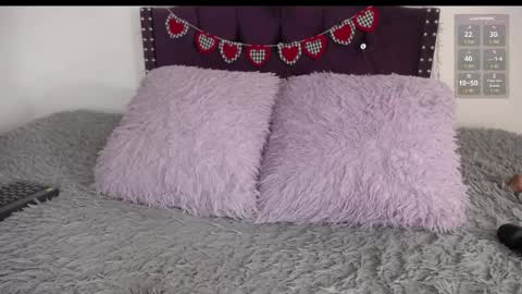 Catalina   online show from April 8, 2:44 am