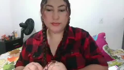 Snapshot of catalinamarpi45 chatting on February 16, 3:30 pm cataleya online show from February 16, 3:30 pm