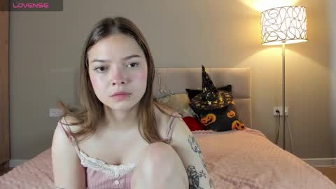 Snapshot of catanadick chatting on October 28, 9:35 am Pat online show from October 28, 9:35 am