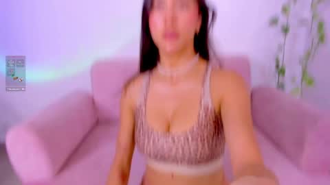 Snapshot of catbaby888_ chatting on May 5, 9:34 pm online show from May 5, 9:34 pm