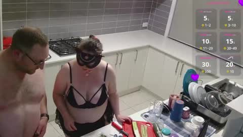 Sir  Kitten  online show from June 5, 10:32 am