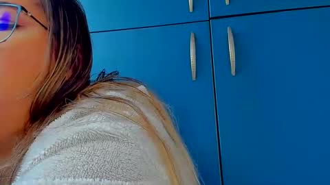 Snapshot of caterinnakat chatting on January 9, 1:56 pm Kat online show from January 9, 1:56 pm