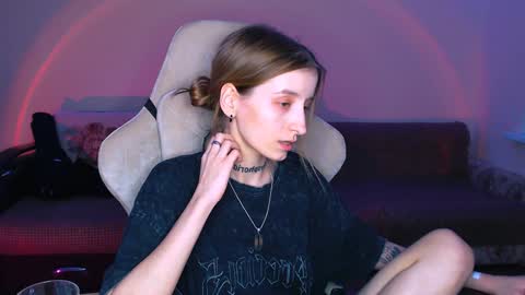 CATH online show from December 5, 3:17 pm