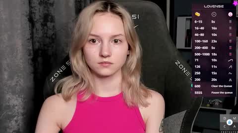 Snapshot of cathell chatting on December 19, 8:05 pm Sam online show from December 19, 8:05 pm