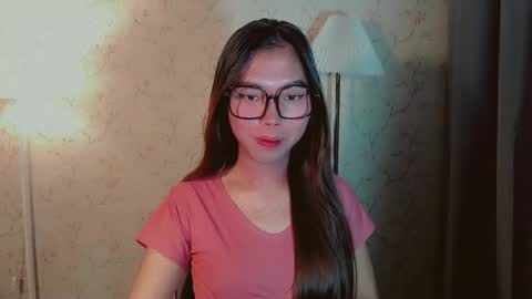 Snapshot of catherine_365 chatting on October 18, 7:25 pm catherine_365 online show from October 18, 7:25 pm