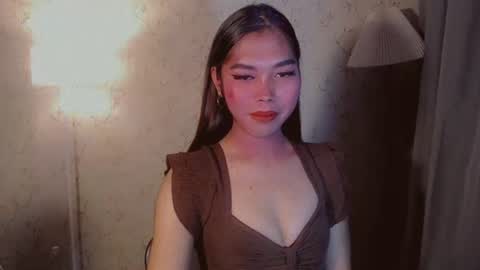 Snapshot of catherine_365 chatting on October 23, 6:17 pm catherine_365 online show from October 23, 6:17 pm