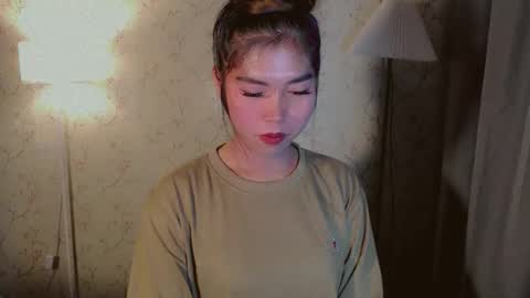 Snapshot of catherine_365 chatting on October 28, 7:05 pm catherine_365 online show from October 28, 7:05 pm