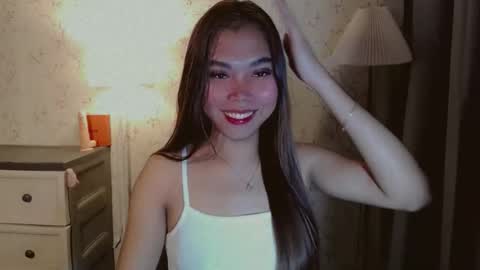 Snapshot of catherine_365 chatting on November 22, 6:40 pm catherine_365 online show from November 22, 6:40 pm