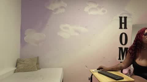 Snapshot of catherine_smith_ chatting on September 17, 10:39 am Catherine online show from September 17, 10:39 am